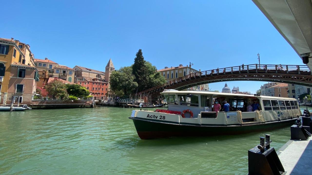 Ca' Romantica - Big Appartment At Accademia Venice Exterior photo